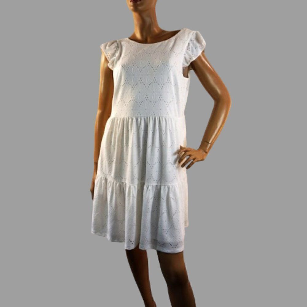 JESSICA HOWARD Petite Eyelet Flutter Sleeve Dress Size 10